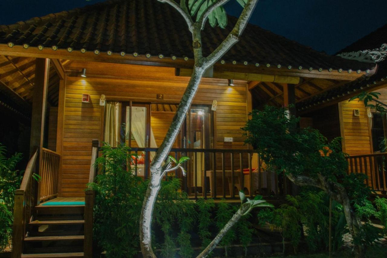 Garden Cottage Lembongan & Hostel Nusa Lembongan  Ngoại thất bức ảnh