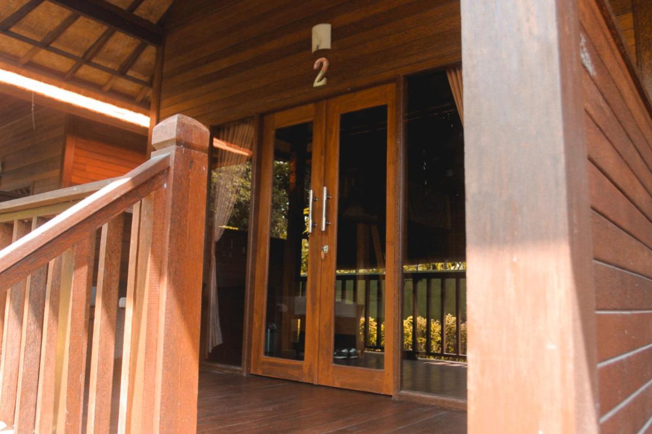 Garden Cottage Lembongan & Hostel Nusa Lembongan  Ngoại thất bức ảnh
